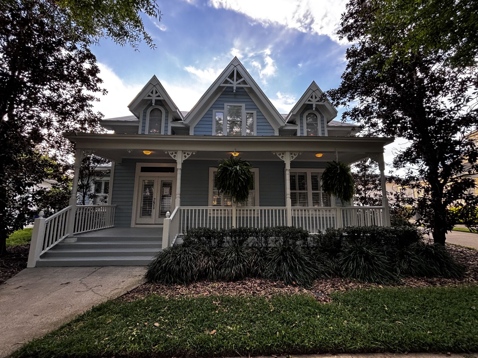 Exterior painting - Victorian home by DJJ Painting